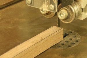 Make wooden spoon lathe drive center.